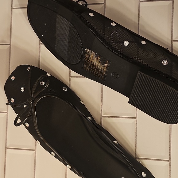 SO Black Gem Stone Polka Dot Women's Flats - Picture 6 of 6